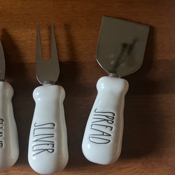 Rae Dunn Cheese Knife Set - Picture 3 of 5